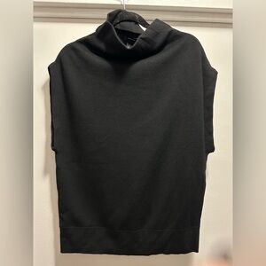 Club Monaco Women's Black Turtleneck Sweater